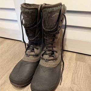 The North Face Gray Wool-Lined Lace-Up Boots
